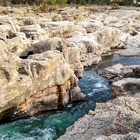 Lovely In Sanilhac-sagries 펜션 Sagriès