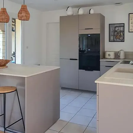 3 Bedroom In Sanilhac-sagries Holiday home *