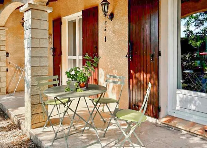 3 Bedroom In Sanilhac-sagries Sagriès