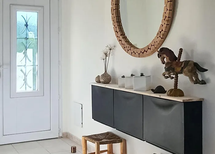 3 Bedroom In Sanilhac-sagries